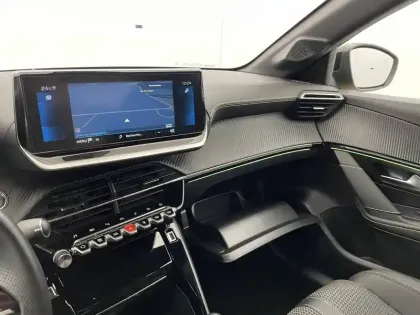 Photo 29 Peugeot 208  PureTech 100 S&S BVM6