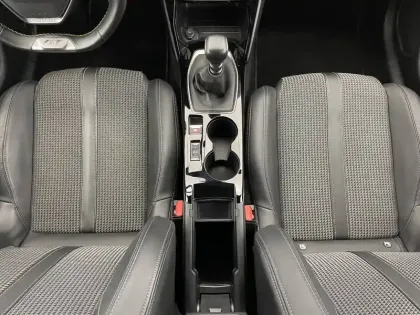 Photo 26 Peugeot 208  PureTech 100 S&S BVM6