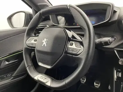 Photo 30 Peugeot 208  PureTech 100 S&S BVM6