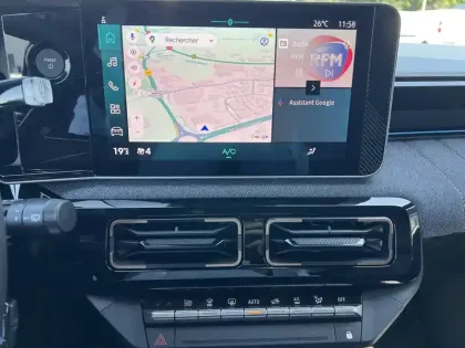 Photo 10 Renault 4 Renault  E-Tech Electrique 150 ch autonomie confort