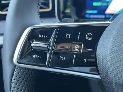 Photo 13 Renault 4 Renault  E-Tech Electrique 150 ch autonomie confort