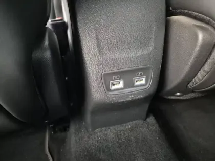 Photo 20 Peugeot 2008  PureTech 130 S&S BVM6