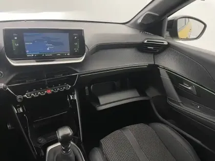 Photo 89 Peugeot 208  PureTech 100 S&S BVM6