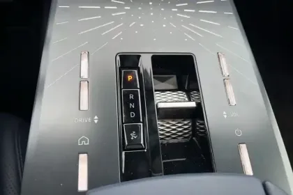 Photo 54 DS DS 8 Gén. I Ph1 Jules Verne 5