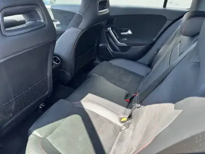 Photo 23 Mercedes Classe A  250 e 8G-DCT