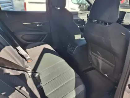 Photo 47 Peugeot 3008  PureTech 130ch S&S BVM6