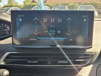 Photo 57 Peugeot 3008  PureTech 130ch S&S BVM6