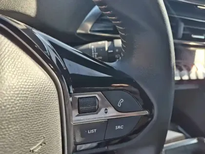 Photo 85 Peugeot 3008  PureTech 130ch S&S BVM6