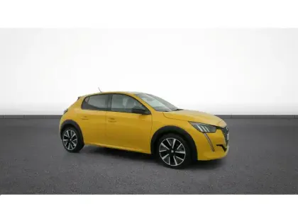 Photo 42 Peugeot 208  PureTech 100 S&S BVM6