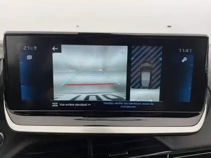 Photo 57 Peugeot 208  PureTech 100 S&S BVM6