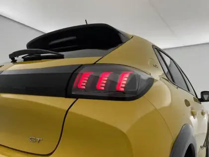 Photo 56 Peugeot 208  PureTech 100 S&S BVM6