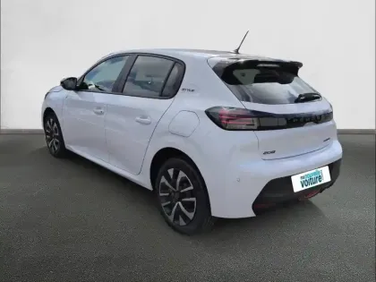 Photo 27 Peugeot 208  Hybrid 110 e-DCS6