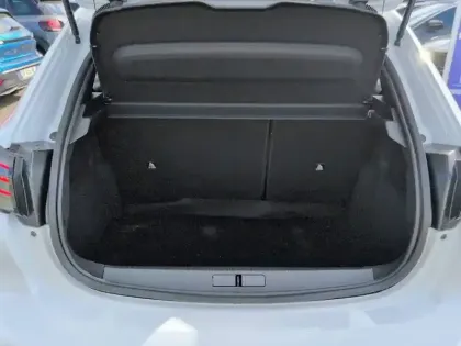 Photo 26 Peugeot 208  Hybrid 110 e-DCS6