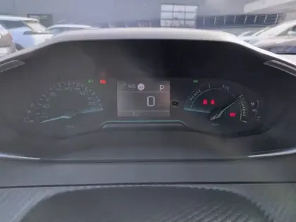 Photo 30 Peugeot 208  Hybrid 110 e-DCS6