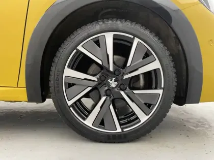 Photo 51 Peugeot 208  PureTech 100 S&S BVM6