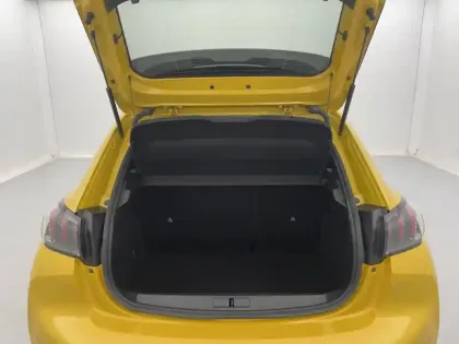 Photo 46 Peugeot 208  PureTech 100 S&S BVM6