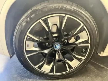 Photo 7 BMW Ix3  M sport 286ch Impressive