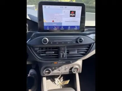 Photo 15 Ford Focus  1.0 Flexifuel mHEV 125ch ST-Line X