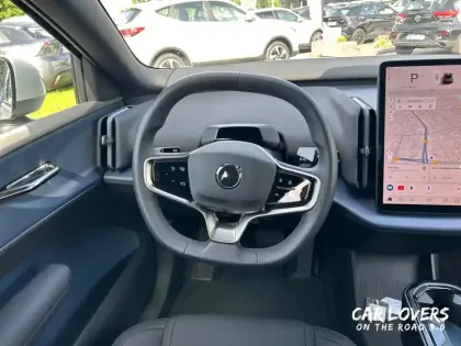 Photo 8 Volvo Ex30  Single 272 ch 1EDT