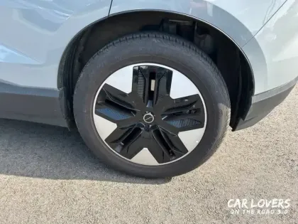 Photo 7 Volvo Ex30  Single 272 ch 1EDT