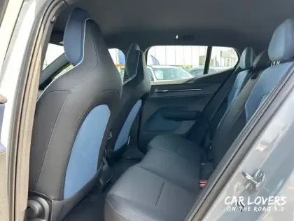 Photo 13 Volvo Ex30  Single 272 ch 1EDT