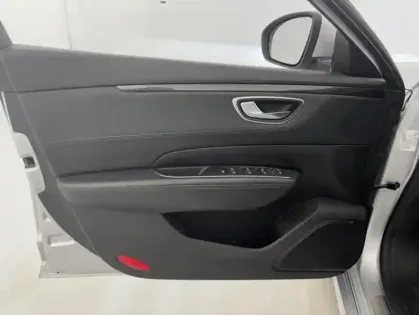 Photo 11 Renault Talisman Blue dCi 150 Intens 4p