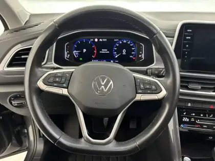 Photo 15 Volkswagen T-roc  1.5 TSI EVO 150 Start/Stop DSG7