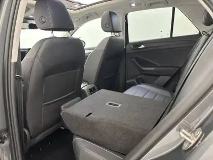 Photo 26 Volkswagen T-roc  1.5 TSI EVO 150 Start/Stop DSG7