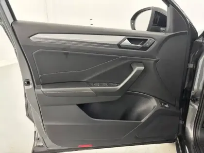 Photo 10 Volkswagen T-roc  1.5 TSI EVO 150 Start/Stop DSG7