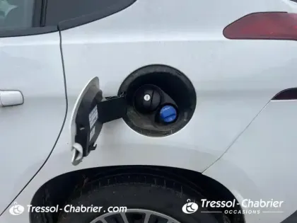 Photo 24 Peugeot 2008  BlueHDi 100ch S&S BVM5 Active