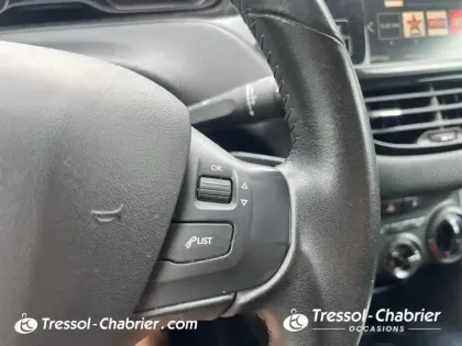 Photo 26 Peugeot 2008  BlueHDi 100ch S&S BVM5 Active