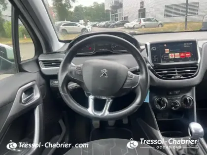 Photo 11 Peugeot 2008  BlueHDi 100ch S&S BVM5 Active