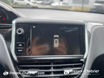 Photo 25 Peugeot 2008  BlueHDi 100ch S&S BVM5 Active