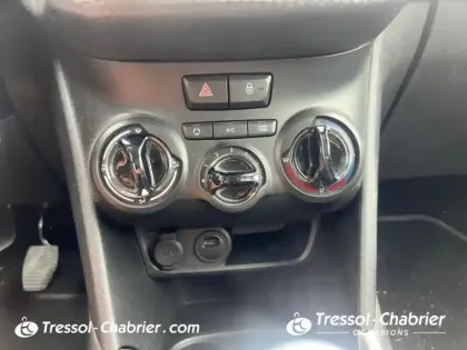 Photo 12 Peugeot 2008  BlueHDi 100ch S&S BVM5 Active