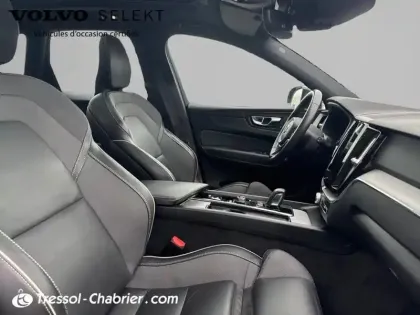 Photo 8 Volvo Xc60  T6 Recharge AWD 253 ch + 87 ch Geartronic 8 R-Design