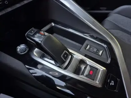 Photo 4 Peugeot 3008 II BlueHDi 130 S&amp;S EAT8 Allure