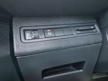 Photo 12 Peugeot 3008 II BlueHDi 130 S&amp;S EAT8 Allure