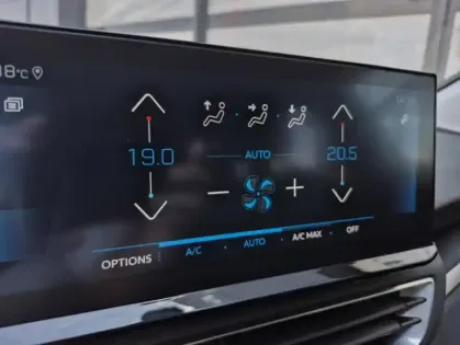 Photo 32 Peugeot 3008 II BlueHDi 130 S&amp;S EAT8 Allure