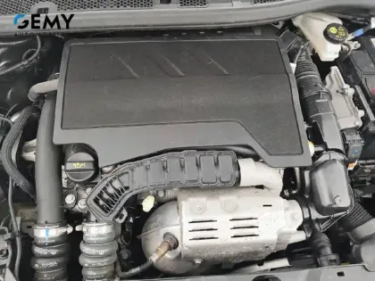 Photo 11 Peugeot 2008  PureTech 130 S&S EAT8