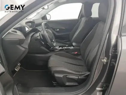 Photo 8 Peugeot 2008  PureTech 130 S&S EAT8