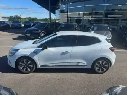 Photo 10 Renault Clio  E-Tech 140 - 21