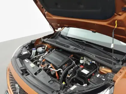 Photo 34 Peugeot 2008  Electrique 136 ch