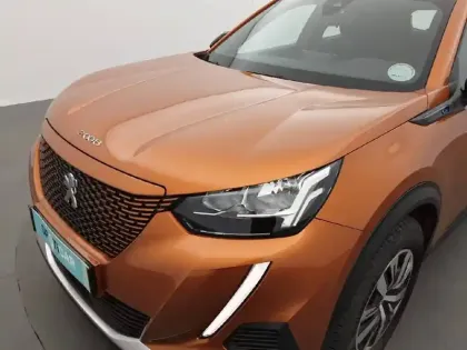 Photo 35 Peugeot 2008  Electrique 136 ch