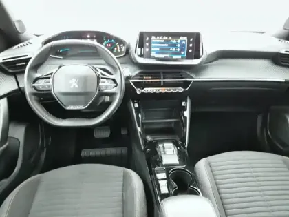 Photo 27 Peugeot 2008  Electrique 136 ch