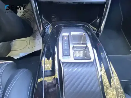 Photo 17 Peugeot 2008  Electrique 136 ch