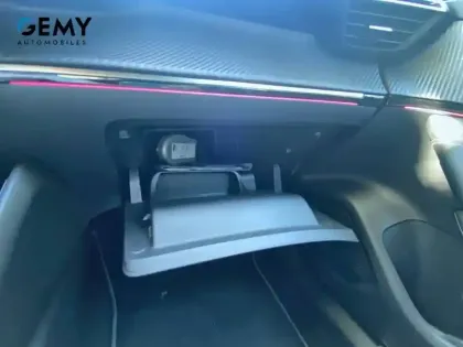 Photo 19 Peugeot 2008  Electrique 136 ch