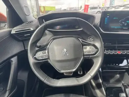 Photo 8 Peugeot 2008 Gén. II Ph1 NG Roadtrip 5