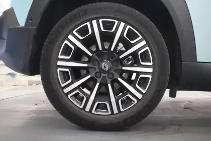 Photo 12 Renault 4 Renault  E-Tech Electrique 150 ch autonomie confort