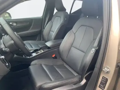 Photo 7 Volvo Xc40  T4 Recharge 129+82 ch DCT7