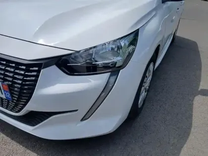 Photo 12 Peugeot 208  PureTech 75 S&S BVM5 Active